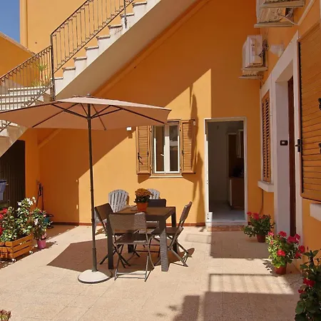 Apartment La Casa Nel Sole Syracuse